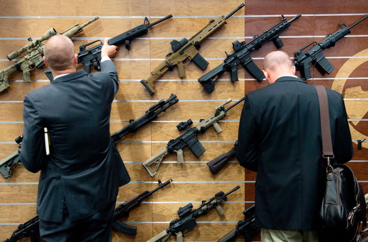 Fresno artistturnedarms dealer arrested for illegal arms sales