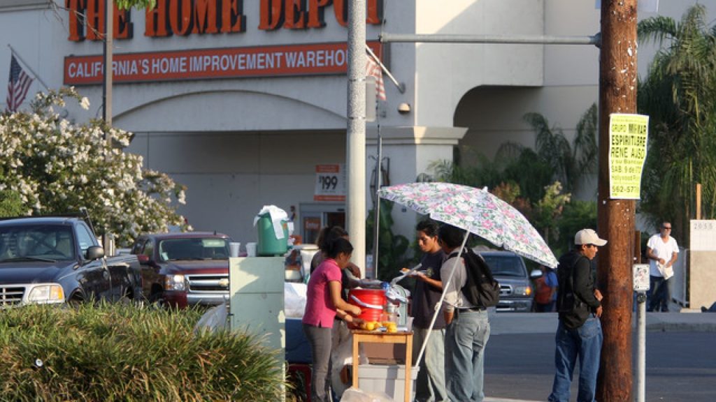 Visalia Looks To Regulate Sidewalk Vendors