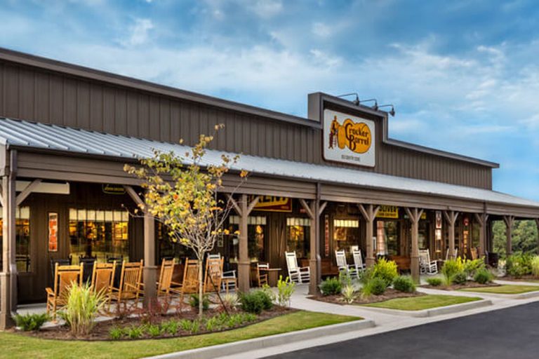 Cracker Barrel heading to Bakersfield? Here's what's cooking in the