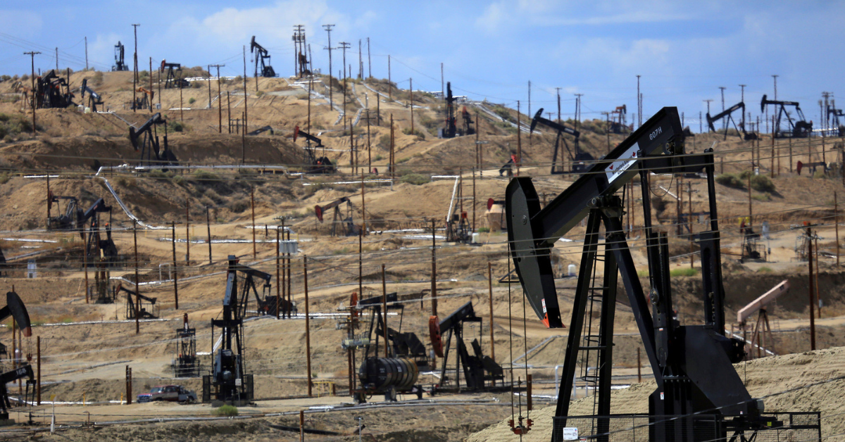 Bill making oil firms liable for wells near homes blocked by lawmakers