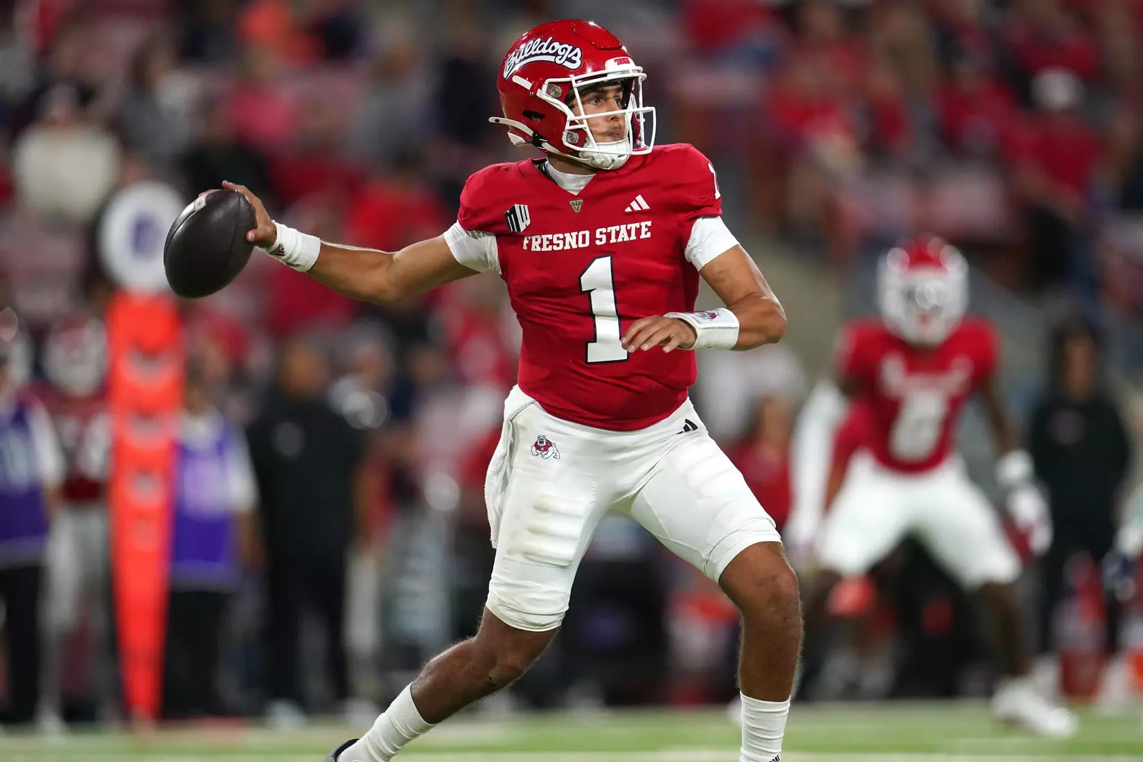 Fresno State to retire jerseys of Judge, Batesole in November