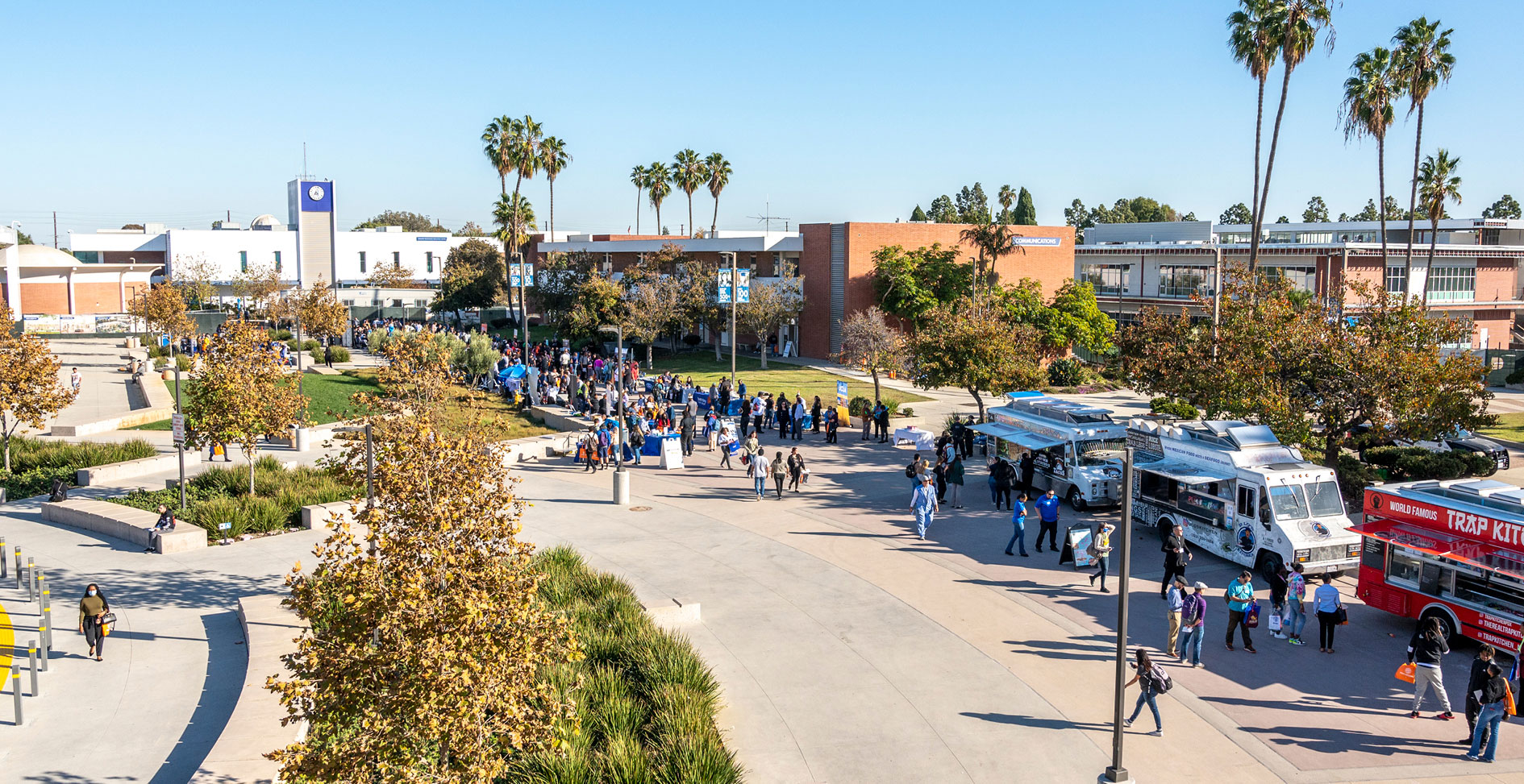Woman killed by homeless man at Southern California college, image size:1890x973