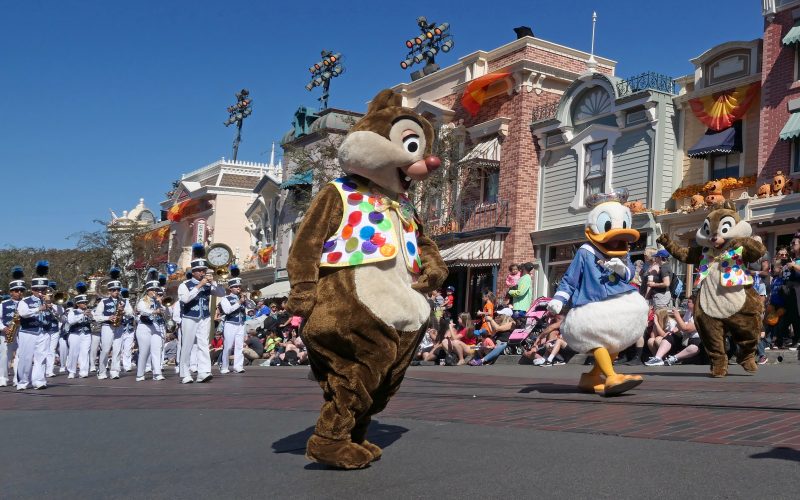 Disney settles 233 million wage settlement lawsuit